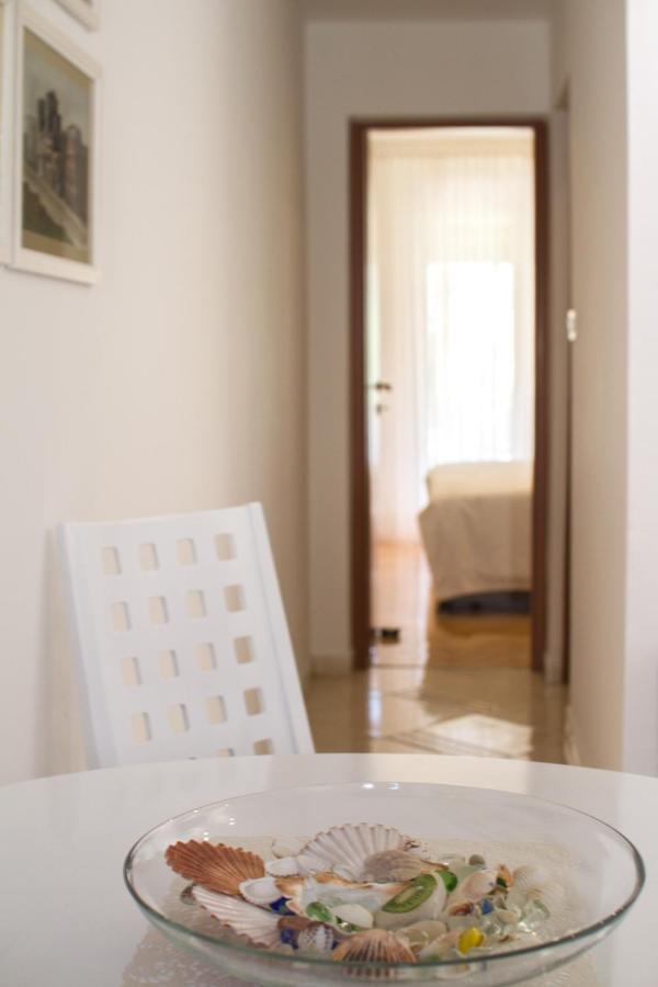 Apartment Palm View II Rovinj Buitenkant foto